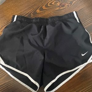 Black Nike shorts